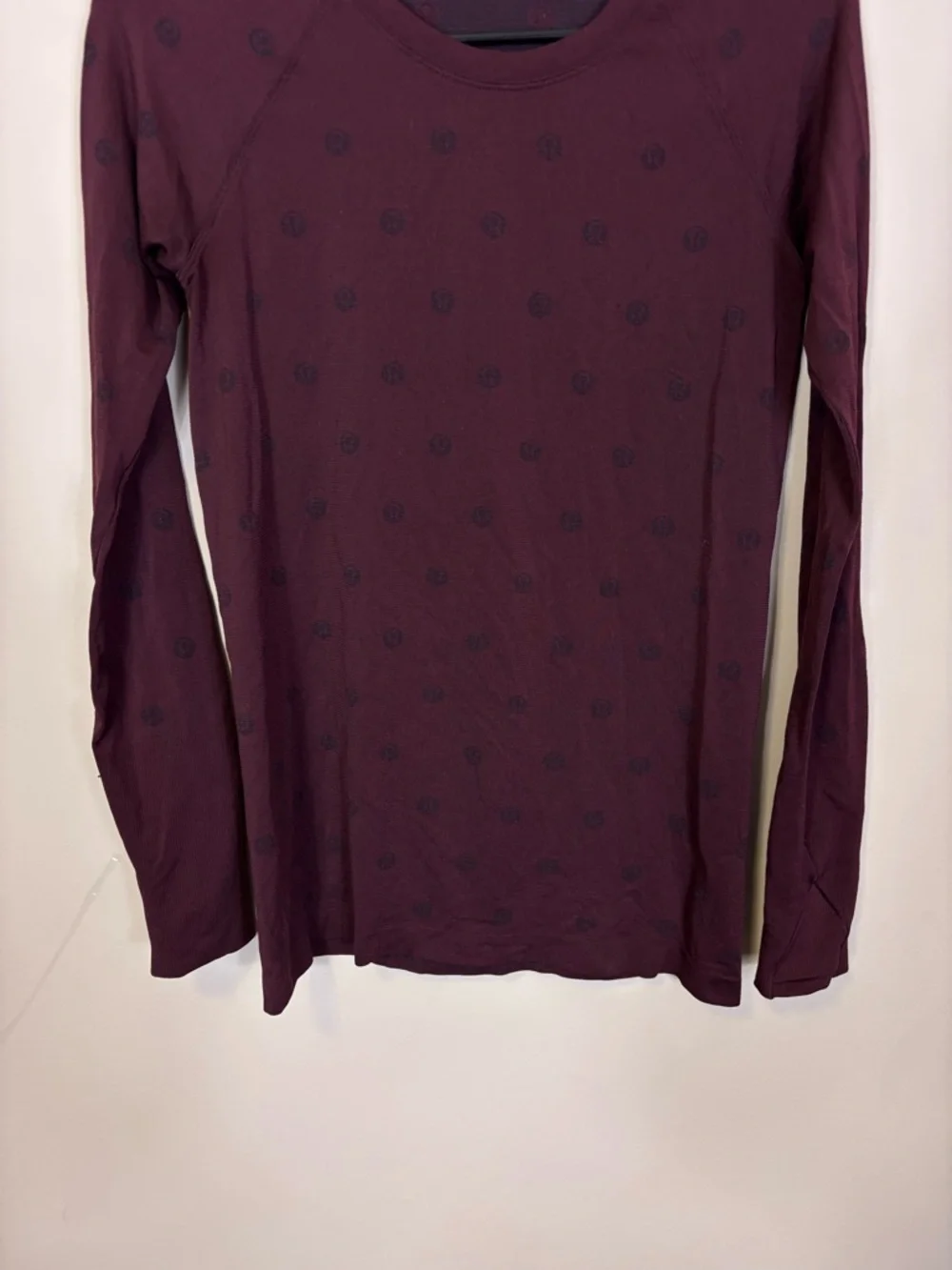 lululemon athletica Long Sleeve Crewneck Top Maroon Top with Logo Dot Print 8